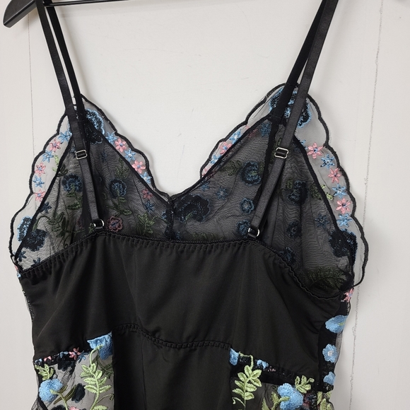Shein New In Bag Floral Embroidered Babydoll Bodysuit Plus Curve Size 1xl - Picture 8 of 9